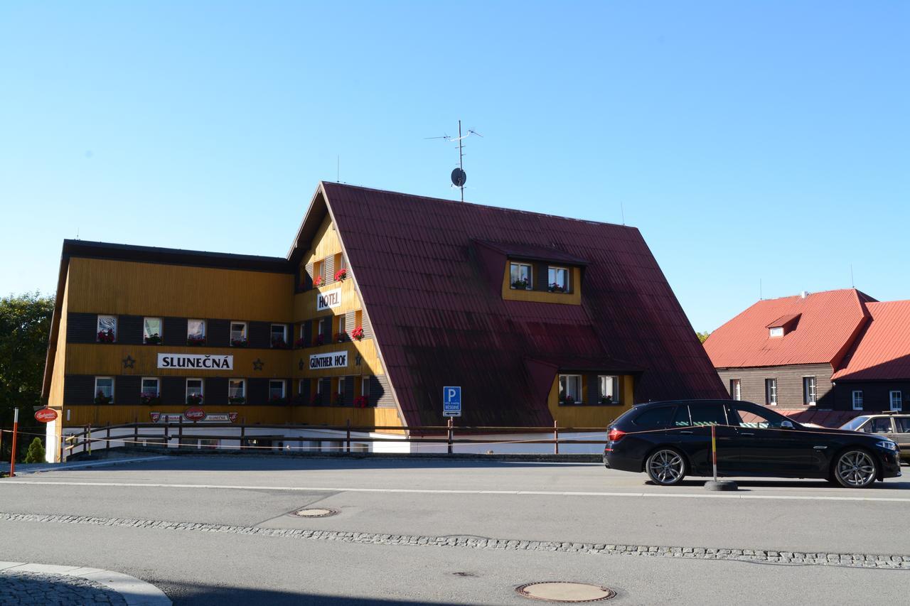 Hotel Slunecna Boží Dar Zewnętrze zdjęcie
